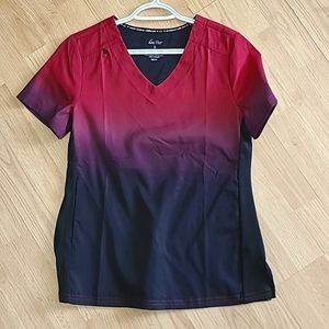 Koi ombre Scrub top with 2 hidden side pockets